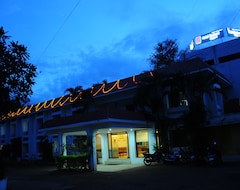 Hotel Badami Court (Badami, India)