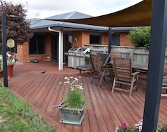 Entire House / Apartment Executive 3 Bedroom Home (Masterton, New Zealand)