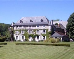 Bed & Breakfast Chateau De Savennes - Caveau De Sabrage (Savennes, Pháp)
