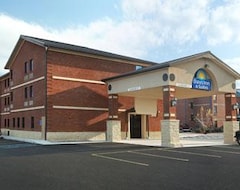 Khách sạn Days Inn And Suites Jeffersonville IN (Jeffersonville, Hoa Kỳ)