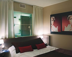 Khách sạn Standing  Suites By Actisource (Roissy-en-France, Pháp)