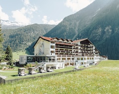 Khách sạn Hotel Weisseespitze (Kaunertal, Áo)