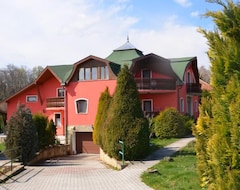 Hotel Villa Zala (Zalakaros, Hungary)