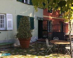 Toàn bộ căn nhà/căn hộ Villa Ponzio (Serra Riccò, Ý)