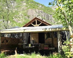 Hostel Hardanger Basecamp (Ulvik, Norveška)