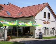 Hotel Turul Étterem és Panzió (Kaposvár, Hungary)