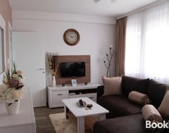 Tüm Ev/Apart Daire Vesta Apartman (Sremska Mitrovica, Sırbistan)