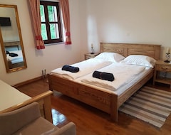 Hotelli Plitvica River House (Plitvička Jezera, Kroatia)