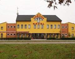 Khách sạn Corvina Hotel Restaurant (Mosonmagyaróvar, Hungary)