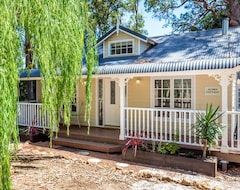 Toàn bộ căn nhà/căn hộ Oak Tree Cottage - Mundaring (Mundaring, Úc)