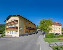 Hotelli Hotel Freiensteinerhof (St. Peter-Freienstein, Itävalta)