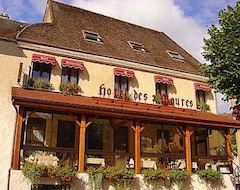 Khách sạn Logis Des Trois Maures (Couches, Pháp)