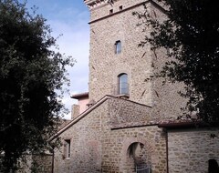 Toàn bộ căn nhà/căn hộ Appartamento Sito All’interno Della Rocca Baglioni-pompili Del Xiv Secolo. (Magione, Ý)