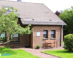 Tüm Ev/Apart Daire Ferienhaus Eifelnest (Scheid, Almanya)