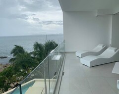 Koko talo/asunto Orchid 1-a Luxury Oceanfront Condominium (Cabo Corrientes, Meksiko)