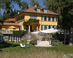 Hotel Villa Rainer (Pörtschach, Austria)
