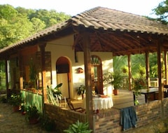 Otel La Toscana Campestre (Viota, Kolombiya)