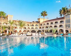 Hotel Le Chateau Lambousa (Lapta, Cyprus)