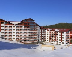 Khách sạn Forest Nook Aparthotel Half Board (Pamporovo, Bun-ga-ri)
