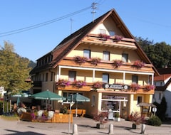 Khách sạn Landgasthof Schützen (Baiersbronn, Đức)