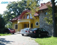 Koko talo/asunto Klara Villa (Balatonboglár, Unkari)