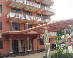Khách sạn J-Frigh (Kampala, Uganda)