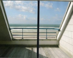 Hele huset/lejligheden Beautiful Beachfront Apartment With Two Terraces Facing Sea. (Le Touquet-Paris-Plage, Frankrig)