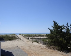 Hotel Great Ocean Views Private Lane Steps From Beach $3850.00.p/w Must See! (Harvey Cedars, USA)