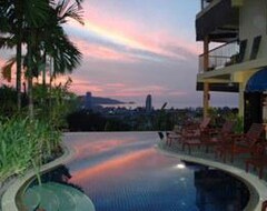Khách sạn Hotel Hilltop (Patong Beach, Thái Lan)