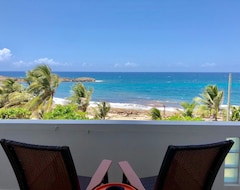 Hotel Luxurious Beachfront Condo In Puerto Rico, Breathtaking Views, Steps From Beach (Manati, Portoriko)