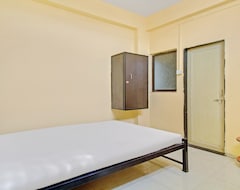 Hotel SPOT ON 44703 Sahara Yatri Niwas (Kolhapur, India)