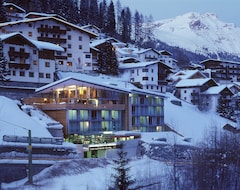 Hotel Lux Alpinae (St. Anton am Arlberg, Austria)