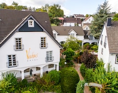 Hotel Romantik Neuhaus (Iserlohn, Almanya)