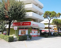 Otel I Moschettieri (Bibione, İtalya)