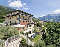 Hotel Alpentirolis (Dorf Tirol, İtalya)
