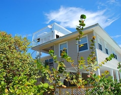 Casa/apartamento entero Cozy 2 Bedroom Beachview Home With Private Pool And Spa Less Than 300 Ft To The Beach! (Captiva Island, EE. UU.)