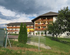 Hotelli Landhotel Fantur (Velden, Itävalta)