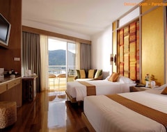 Khách sạn The Royal Paradise Hotel & Spa (Phuket, Thái Lan)