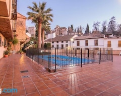 Entire House / Apartment Appartamento Alhacaba (Granada, Spain)