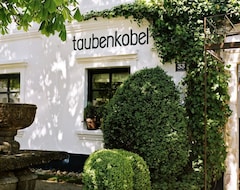Hotel Taubenkobel (Schützen am Gebirge, Austria)