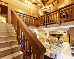 Entire House / Apartment Brand New 5 Bedroom Ski Chalet In Portes Du Soleil, Sleeps Up To 12, Free Wifi (Morzine, France)