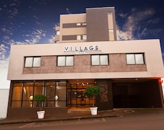 Khách sạn Village Hotel (Ponta Grossa, Brazil)