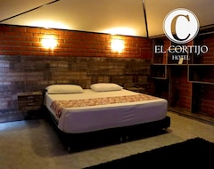 Khách sạn El Cortijo (Santa Rosa de Cabal, Colombia)