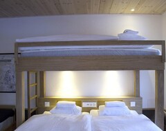 Hotel Grand Your Home With Common Kitchens (Engelberg, Suiza)