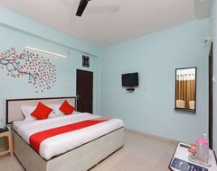 Khách sạn OYO 12787 Hotel Jaya Lakshmi Residency (Tirupati, Ấn Độ)