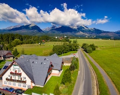 Majatalo Penzion Lomnicky (Stará Lesná, Slovakia)