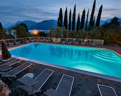 Khách sạn Hotel Villa Orizzonte (Malcesine, Ý)