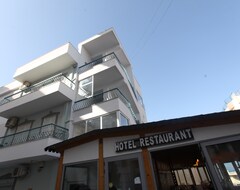Hotel Prishtina (Saranda, Albania)