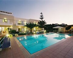 Hotel Niriides (Almirida, Grecia)