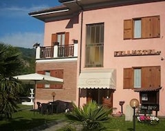 Otel Fell (Susa, İtalya)
